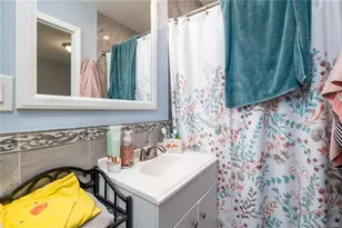 21 Hirsch Rd, Stamford, CT 06905 - Photo 17