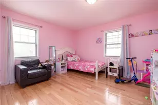 21 Hirsch Rd, Stamford, CT 06905 - Photo 15