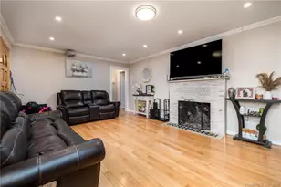 21 Hirsch Rd, Stamford, CT 06905 - Photo 5