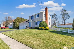 155 Blueberry Ln, Stratford, CT 06614 - Photo 3