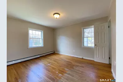 18 Reservoir Road, Newington, CT 06111 - Photo 9