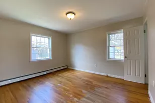 18 Reservoir Rd, Newington, CT 06111 - Photo 9