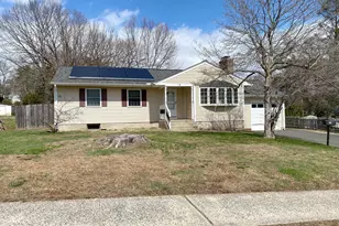 18 Reservoir Rd, Newington, CT 06111 - Photo 1