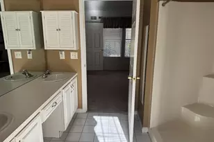 21 Beechwood Dr, Waterford, CT 06385 - Photo 13