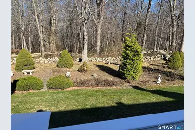 21 Beechwood Drive, Waterford, CT 06385 - Photo 3