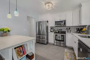 541 Groton Long Point Rd, Groton, CT 06340 - Photo 5
