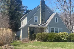 185 Cutspring Rd, Stratford, CT 06615 - Photo 1