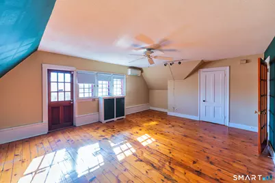 10 Columbia Street, Hartford, CT 06106 - Photo 27