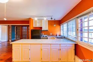 10 Columbia St, Hartford, CT 06106 - Photo 35