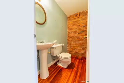 10 Columbia Street, Hartford, CT 06106 - Photo 17