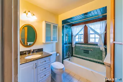 10 Columbia Street, Hartford, CT 06106 - Photo 25