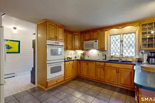 284 Farmcliff Dr, Glastonbury, CT 06033 - Photo 7