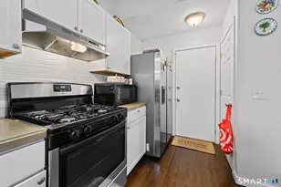 10 Linden Ct, Bloomfield, CT 06002 - Photo 15