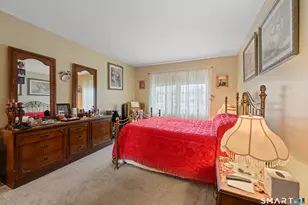 10 Linden Ct, Bloomfield, CT 06002 - Photo 17