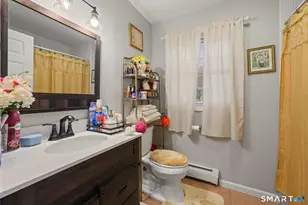 10 Linden Ct, Bloomfield, CT 06002 - Photo 21