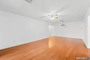 7 Concorde Way, Windsor Locks, CT 06096 - Photo 5