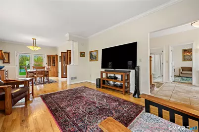 135 Kings Highway, North Haven, CT 06473 - Photo 9