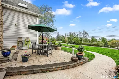 135 Kings Highway, North Haven, CT 06473 - Photo 39