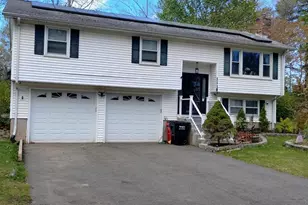 111 Ione Dr, Meriden, CT 06450 - Photo 23