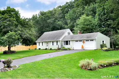 18 Margaret Drive, East Windsor, CT 06016 - Photo 5