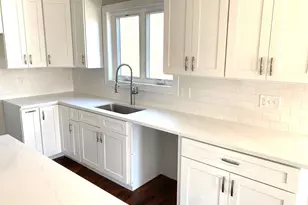 277 Alba Ave, Bridgeport, CT 06606 - Photo 11