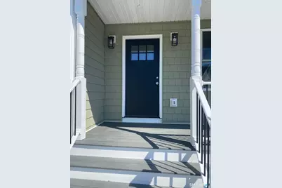 277 Alba Avenue, Bridgeport, CT 06606 - Photo 3