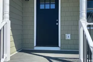 277 Alba Ave, Bridgeport, CT 06606 - Photo 3