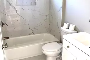 277 Alba Ave, Bridgeport, CT 06606 - Photo 17