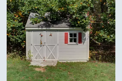 24 Larchmont Terrace, Groton, CT 06355 - Photo 31