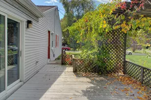 24 Larchmont Terrace, Groton, CT 06355 - Photo 29