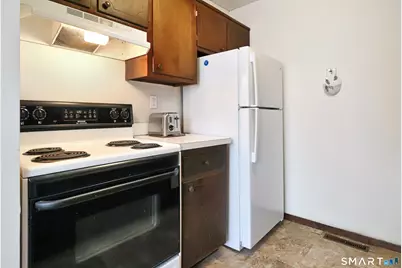 98 Webster Court #98, Newington, CT 06111 - Photo 3