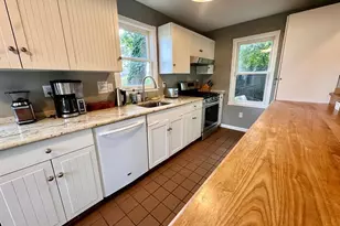 44 Warren St, Milford, CT 06460 - Photo 13