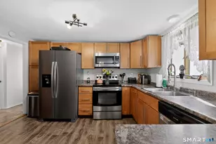 1 Crescent Beach Dr, Enfield, CT 06082 - Photo 5