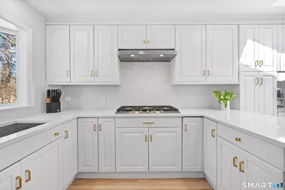 6 Gaxton Road, Stamford, CT 06905 - Photo 7