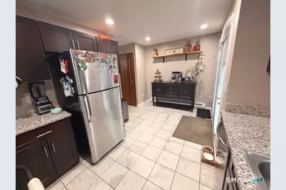 350 Bristol Street #A6, Waterbury, CT 06708 - Photo 7