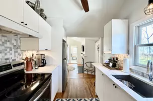 53 Maple St, Darien, CT 06820 - Photo 15
