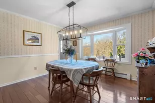 290 Tanglewood Cir, Milford, CT 06461 - Photo 9