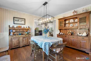 290 Tanglewood Cir, Milford, CT 06461 - Photo 11