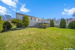 25 Greenview Dr, Waterbury, CT 06708 - Photo 33