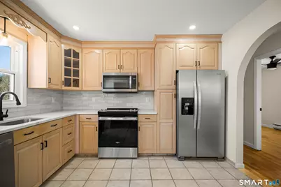 25 Greenview Drive, Waterbury, CT 06708 - Photo 15