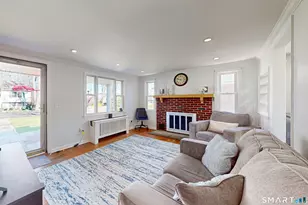 7 Ivy Ln, Danbury, CT 06811 - Photo 11