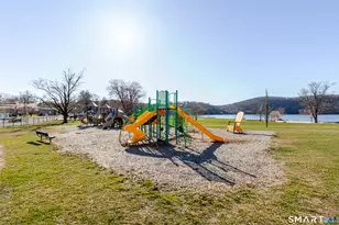 7 Ivy Ln, Danbury, CT 06811 - Photo 31