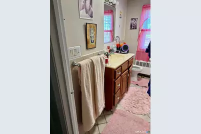 14 Prospect Street, Bloomfield, CT 06002 - Photo 7