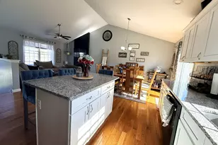 6 Lillian Ave, Thompson, CT 06255 - Photo 7