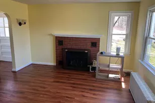 138 Mountain St, Ellington, CT 06029 - Photo 3