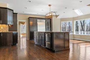 1 Mountaincrest Dr, Cheshire, CT 06410 - Photo 9