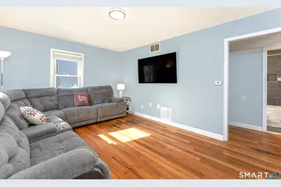 134 Rosewood Avenue, New Haven, CT 06513 - Photo 9