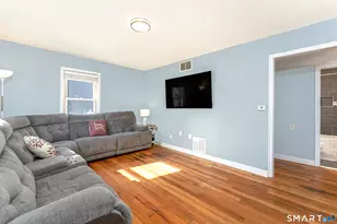 134 Rosewood Ave, New Haven, CT 06513 - Photo 9