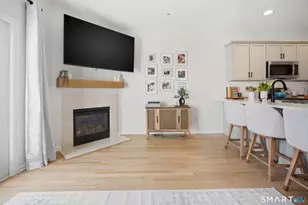 570 Danbury Rd, Ridgefield, CT 06877 - Photo 5