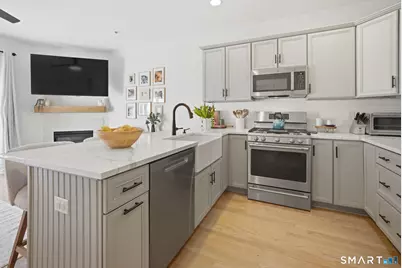 570 Danbury Road #16, Ridgefield, CT 06877 - Photo 9